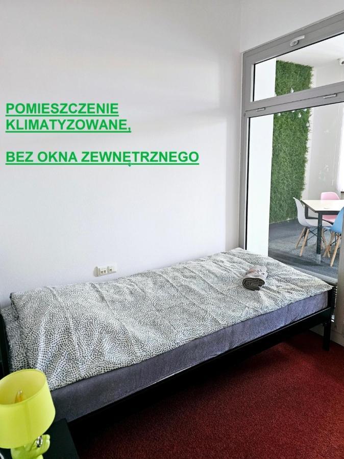 Noclegi Walbrzych Centrum Exteriör bild